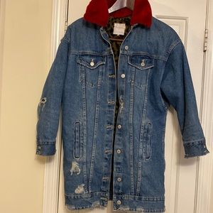 Fancy denim jacket line with soft leopard fabric.  Looks fabulous!!!